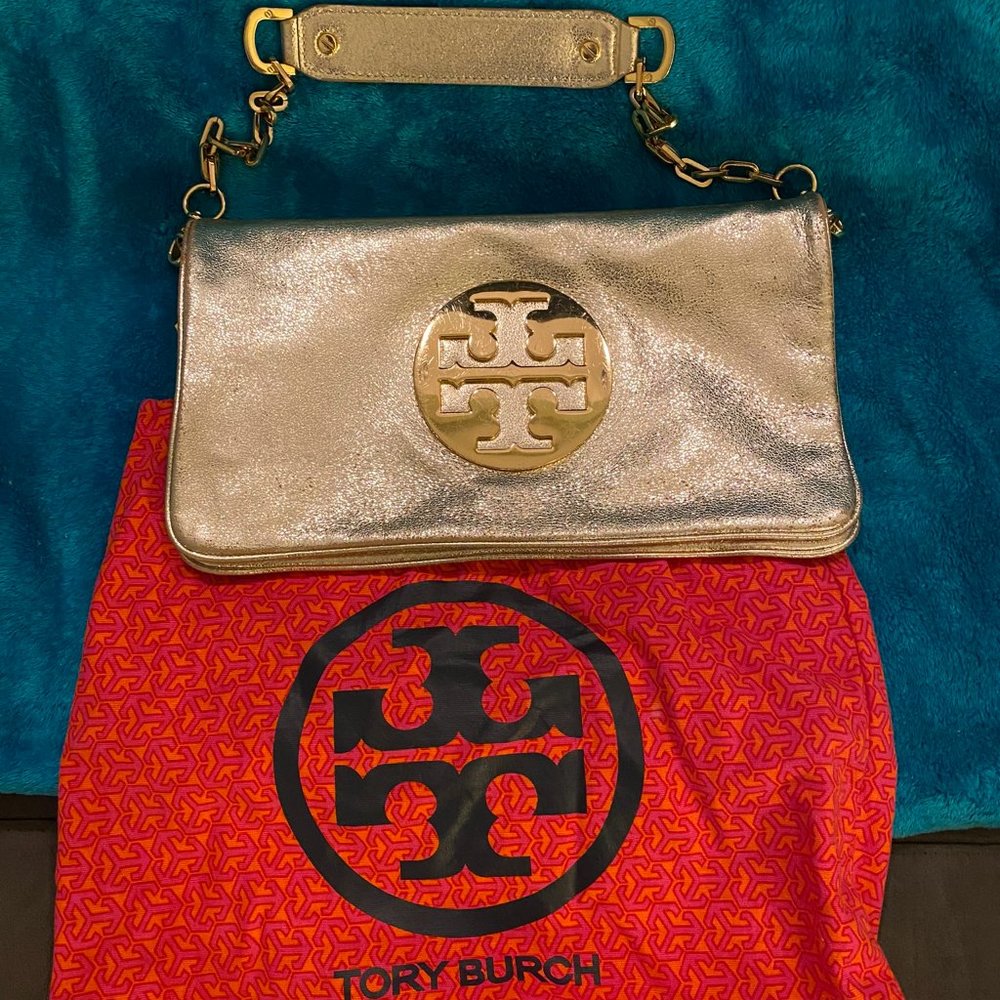 Tory Burch Bombe Reva Clutch w/Gold Logo-Gold